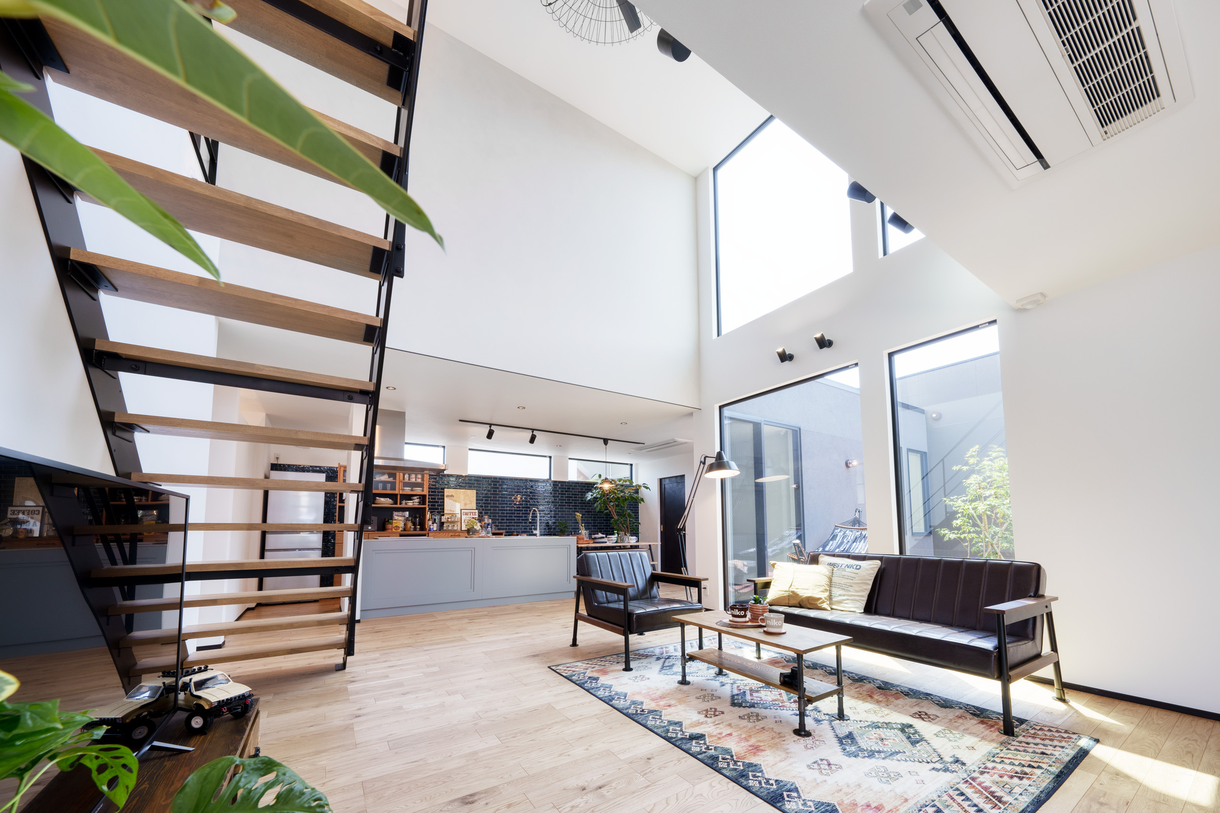 niko and  EDIT HOUSE｜加盟会社募集