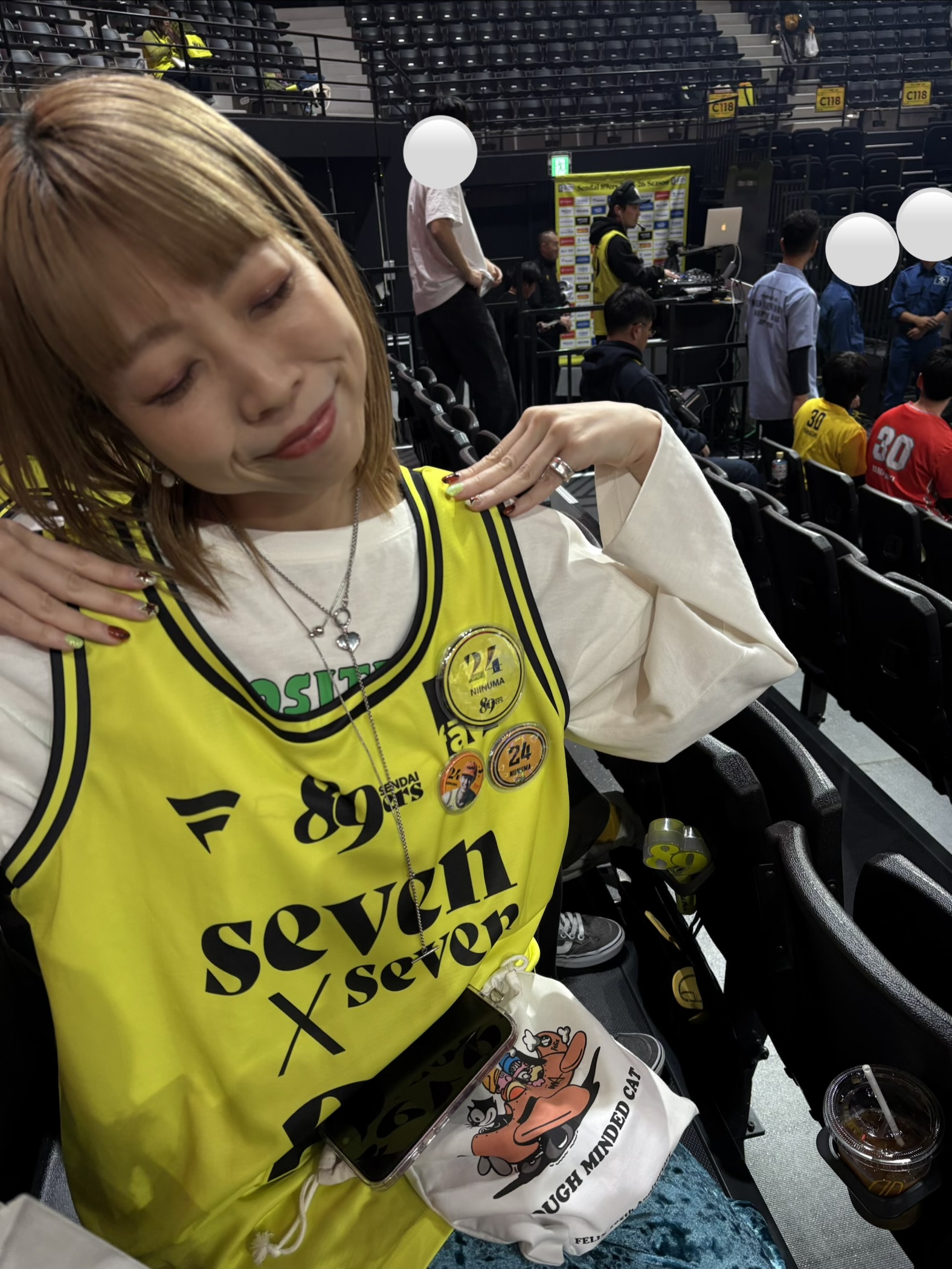 🖐🏻ハイタッチにきゅん💗 | ニコブログ | COLUMN 連載 | ニコアンド